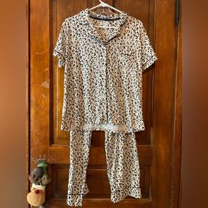 New without tags Nicole Miller New York lounge set